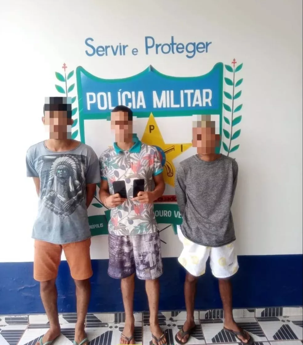 Trio é preso após invadir casa e furtar celulares em Rorainópolis