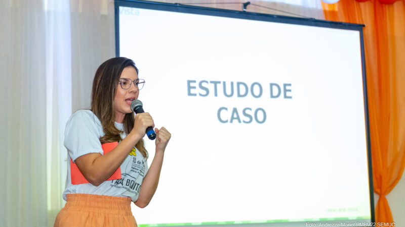 Alunos degustam pratos específicos para avaliação do cardápio escolar