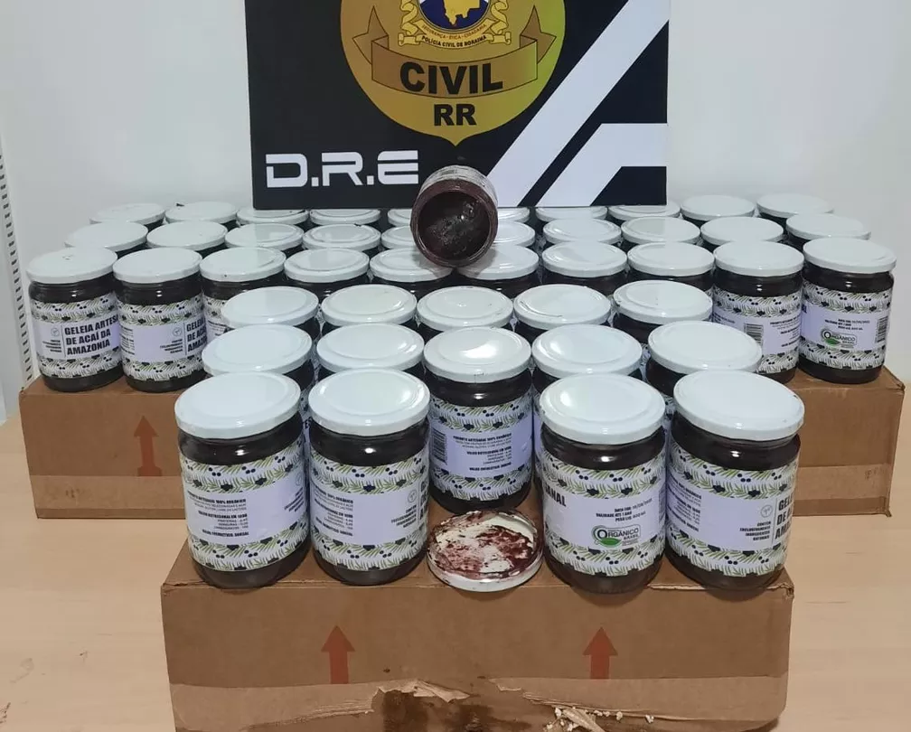 Polícia Civil apreende maconha em potes de geleia de açaí