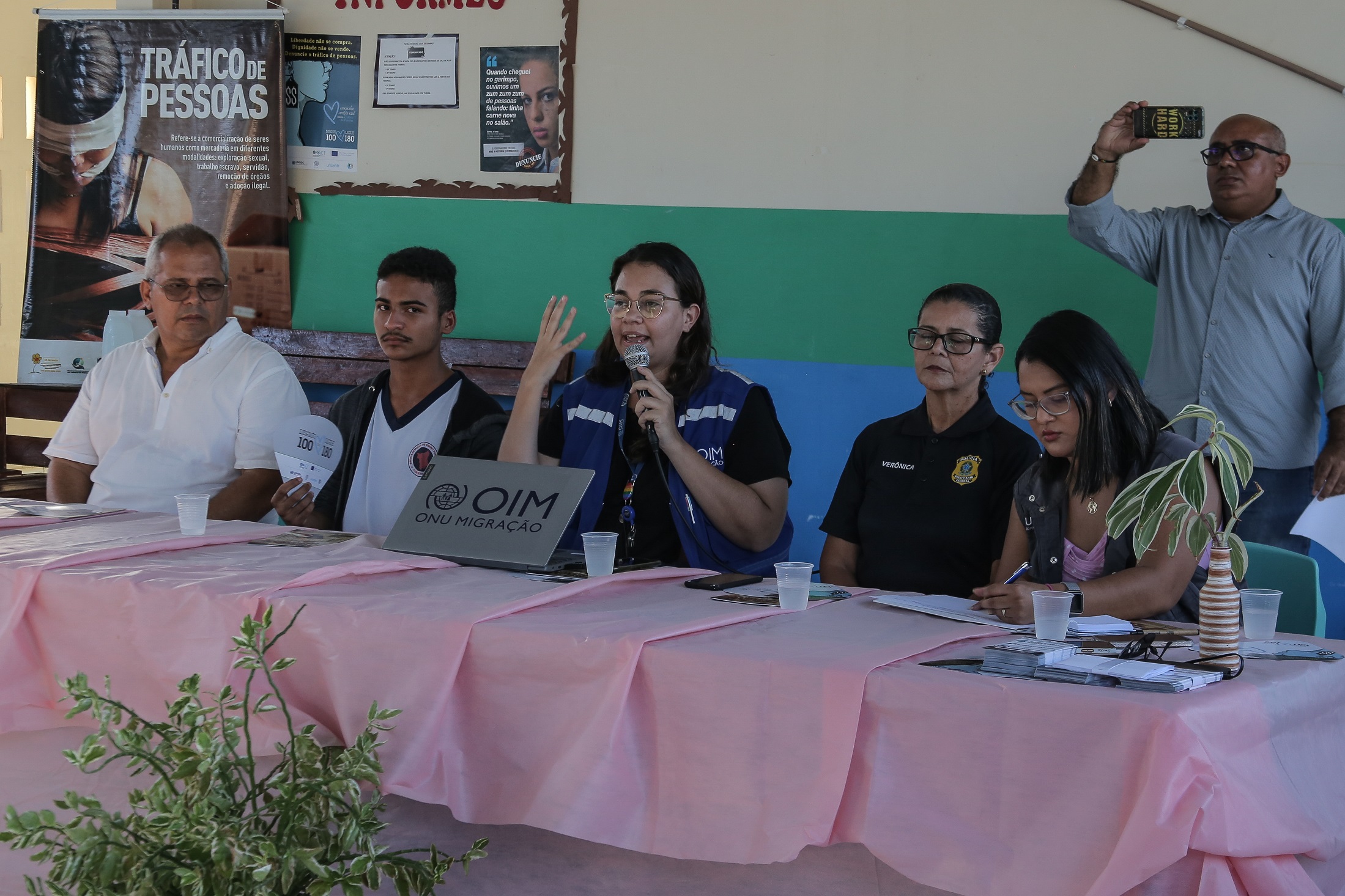 Projeto ‘Educar é prevenir’ encerra semana de atividades sobre tráfico humano na escola 13 de Setembro