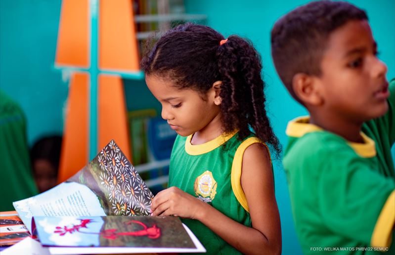 Escola de Boa Vista inaugura sala móvel de “Leitura de Mundo e de Livros”