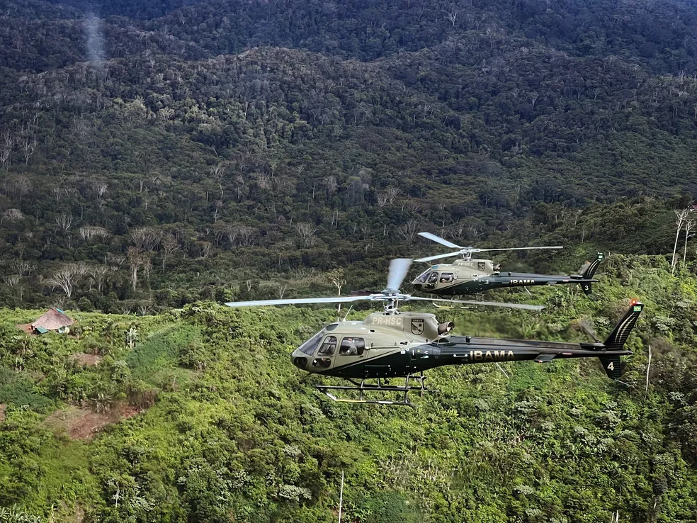 Ibama é alvo de tiros durante fiscalização contra garimpeiros na Terra Yanomami