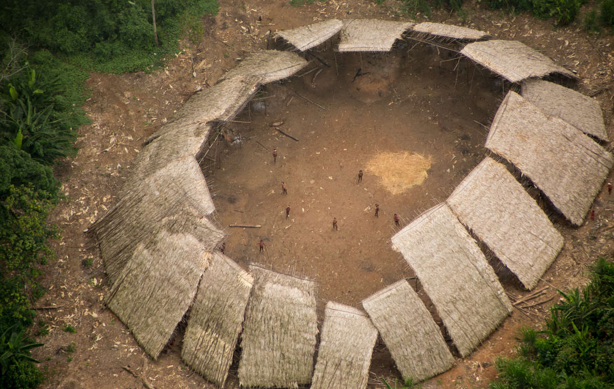 Justiça concede liberdade provisória a homens presos com ouro e munições na Terra Yanomami