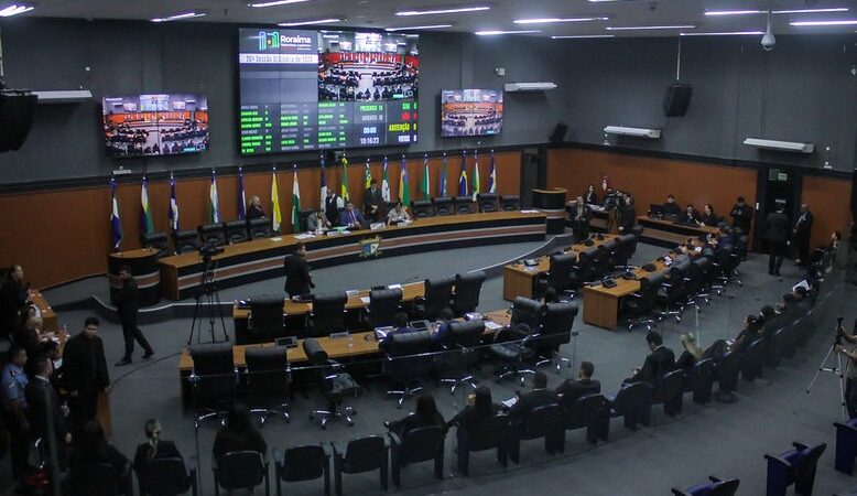 Deputados aprovam requerimento para acessar contratos da Sesau com empresa suspeita de corrupção