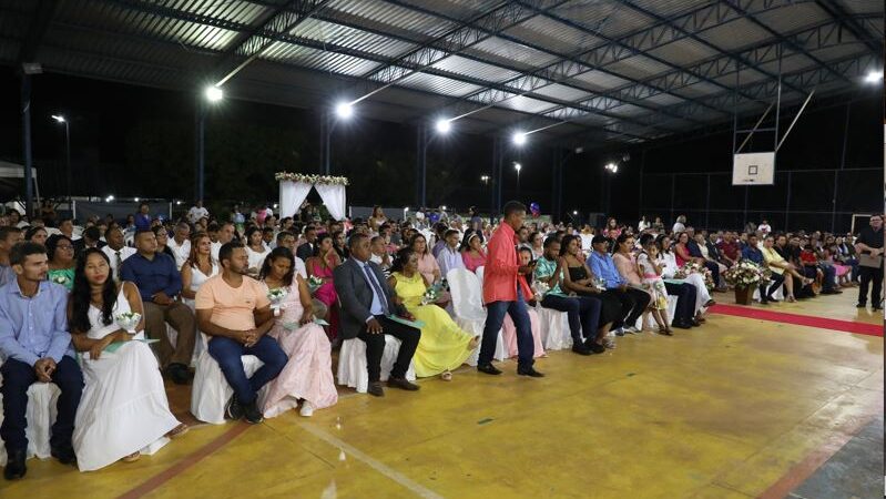 Em Rorainópolis, 50 casais dizem ‘sim’ em casamento coletivo da DPE-RR