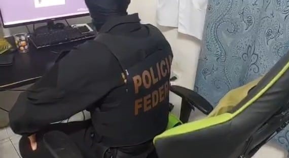 PF cumpre três mandados de busca e apreensão durante operação de combate à pornografia infantojuvenil em Roraima