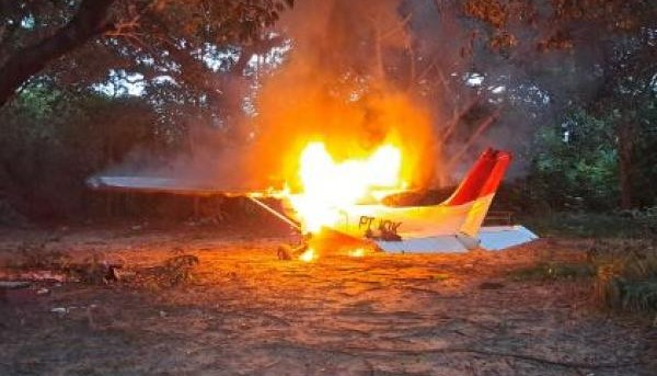 Avião e instalações de garimpo ilegal são destruídos durante duas operações deflagradas na Terra Indígena Yanomami