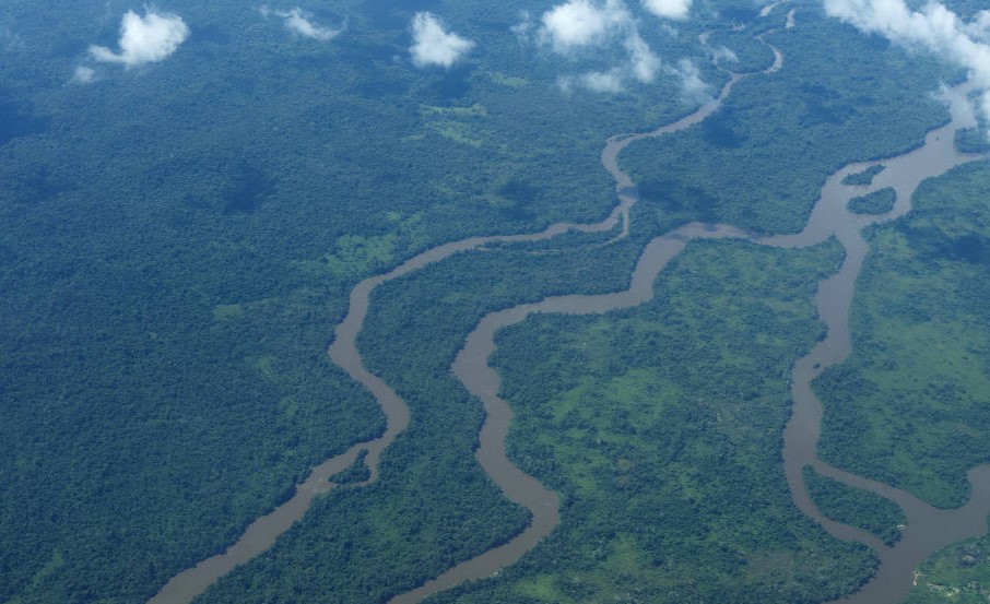 Chuva, floresta e esconderijos dificultam combate ao garimpo ilegal na Terra Indígena Yanomami