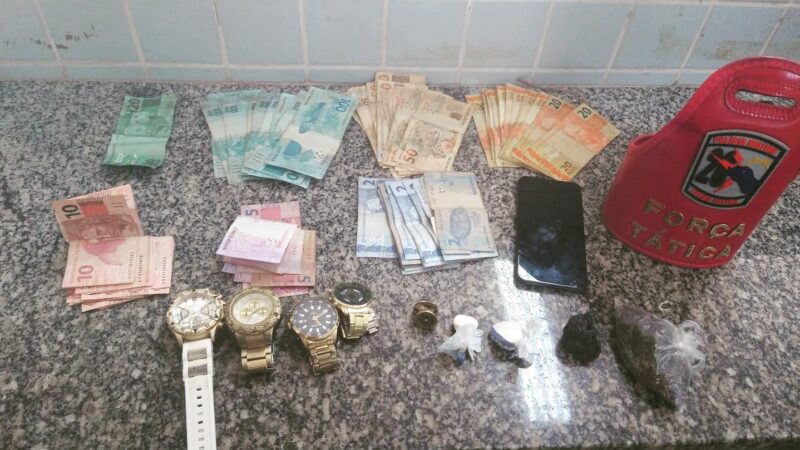 Jovem suspeito de vender maconha é preso pela Polícia Militar