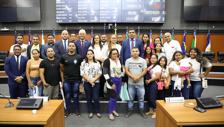 Vítimas de golpe de imobiliária, moradores pedem apoio de deputados para regularizar loteamento em Boa Vista