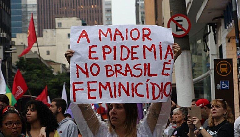 Comissão aprova endurecimento de penas por feminicídio; tempo mínimo de prisão sobe para 20 anos