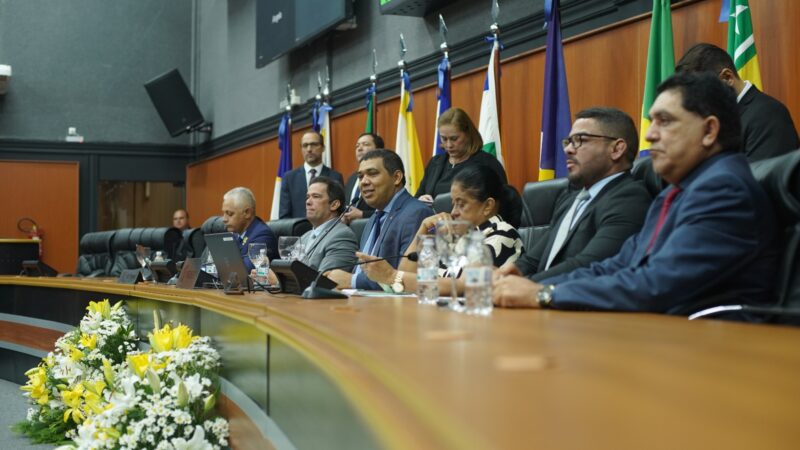 Soldado Sampaio é reconduzido para presidência da Assembleia Legislativa-RR