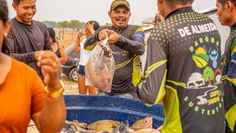 Primeira despesca na Comunidade Indígena Darôra, em Boa Vista, ultrapassa 2 toneladas