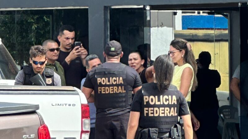 Cerca de R$ 50 mil são apreendidos no carro do senador Mecias de Jesus a poucos dias de eleição em município de Roraima