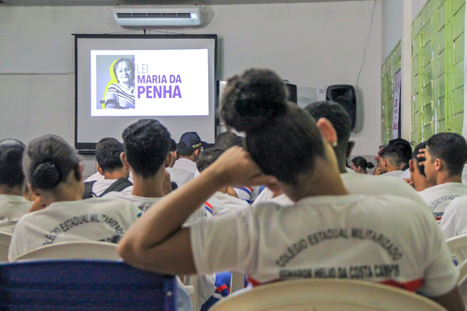 Combate à violência doméstica é tema de ação educativa da Secretaria da Mulher da ALE-RR