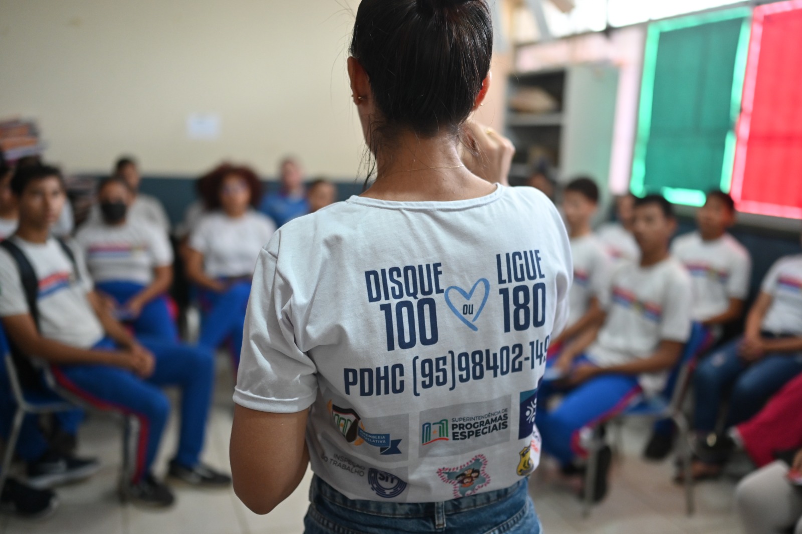 Programa de Direitos Humanos da ALE-RR capacita estudantes contra o tráfico de pessoas