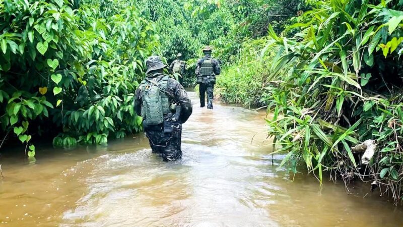 Patrulha fluvial combate garimpo ilegal na Terra Indígena Yanomami em Roraima