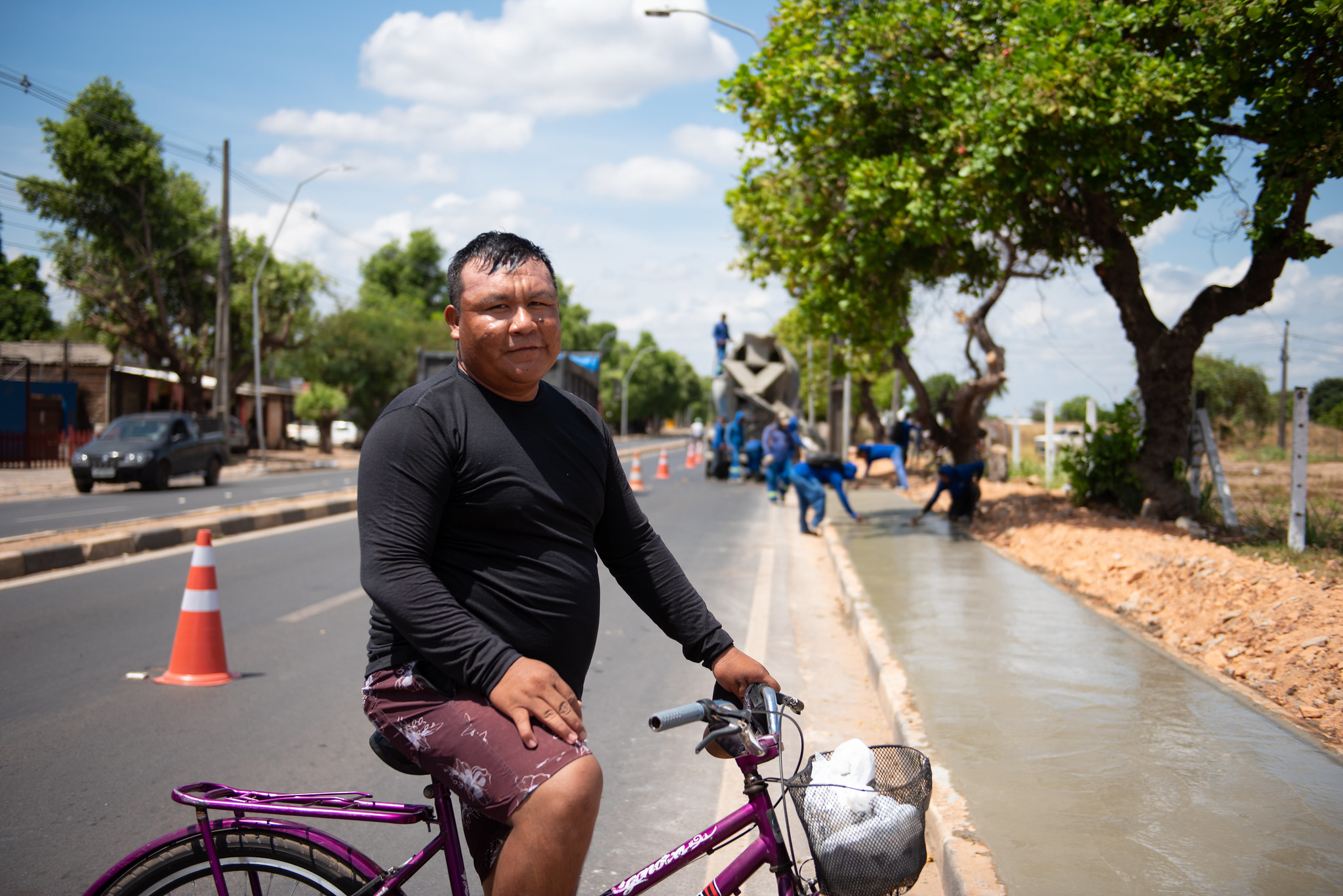 Prefeitura implanta 2 mil metros de calçadas em trecho de avenida de Boa Vista