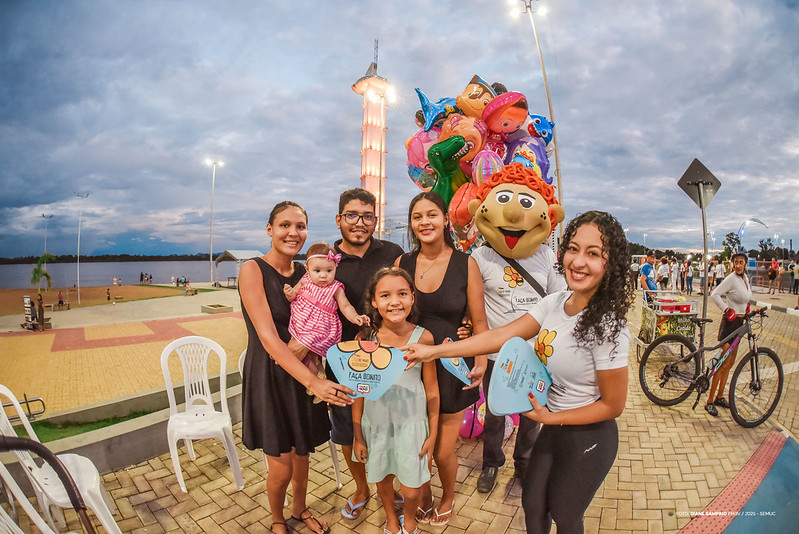 CREAS promove caminhada de conscientização pelos direitos da criança e do adolescente