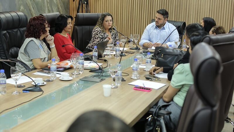 Gestação precoce ameaça futuro de meninas em Roraima, alerta ALE-RR