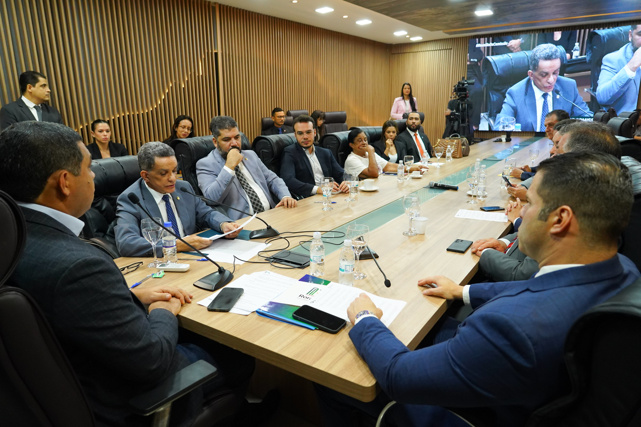 Comissão especial da ALERR analisa nome de Mecias de Jesus para o Tribunal de Contas