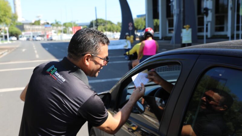 Assembleia inicia blitz para campanha de aleitamento materno