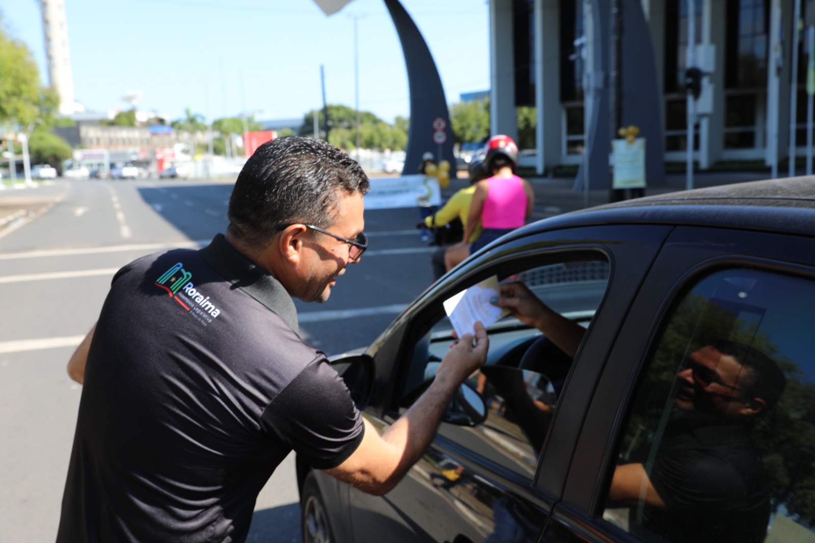 Assembleia inicia blitz para campanha de aleitamento materno