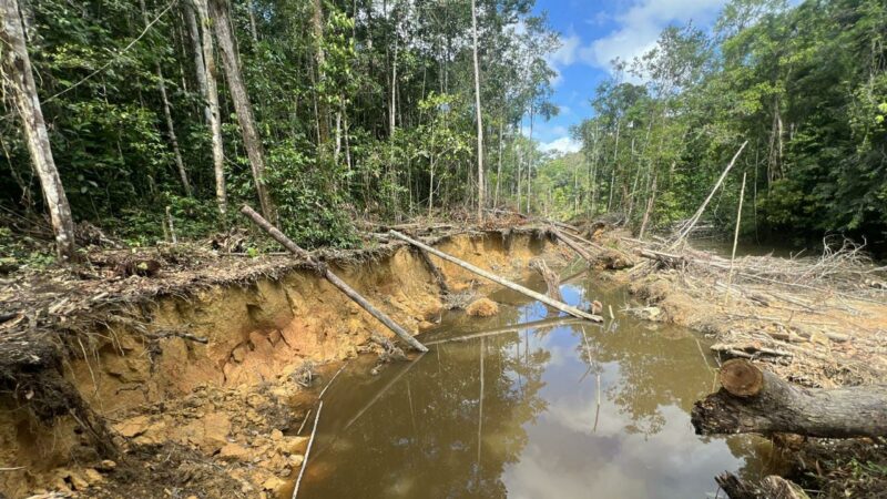 Operação Aracaçá interdita pista e desarticula estrutura de garimpo ilegal