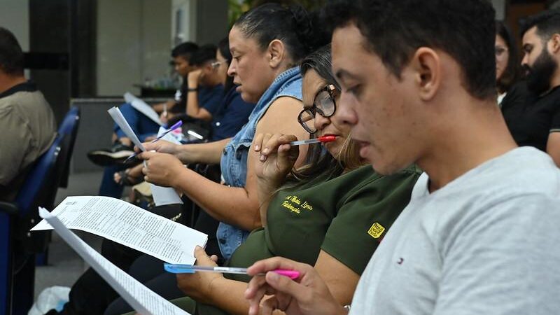 Escolegis promove aulão gratuito para mais de 360 candidatos ao certame